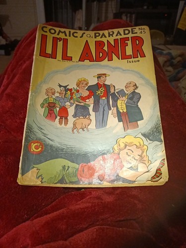 Comics parade ww2 - on,